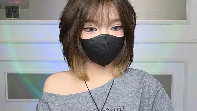      Panda      online show from April 13, 10:36 pm