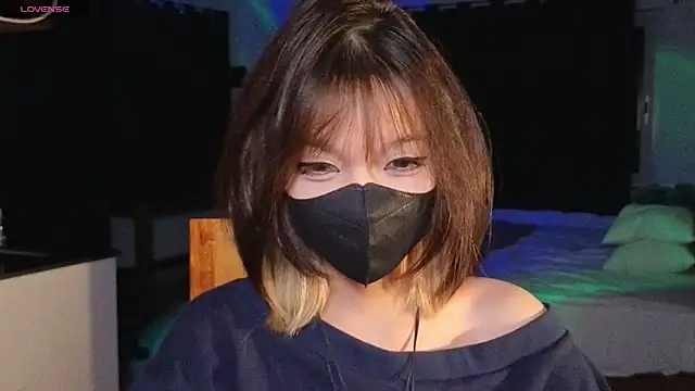      Panda      online show from April 16, 6:19 pm