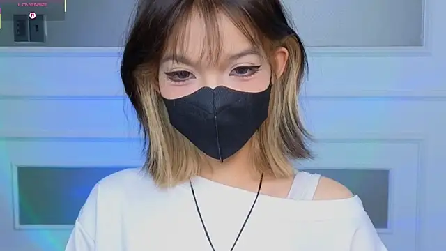      Panda      online show from April 4, 4:57 pm