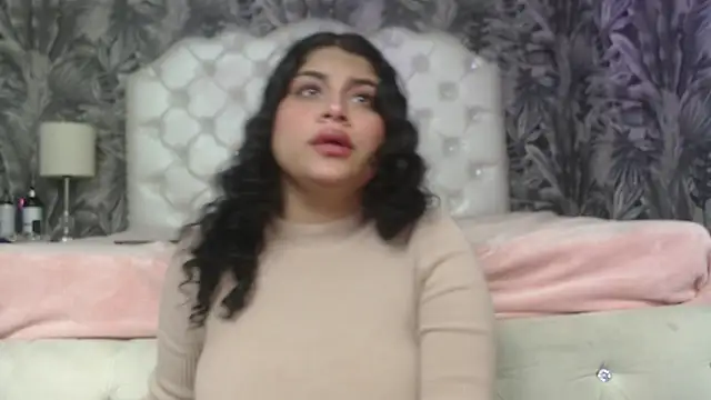 RylieRoss online show from October 29, 1:21 pm