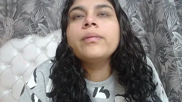 RylieRoss online show from November 30, 9:54 am