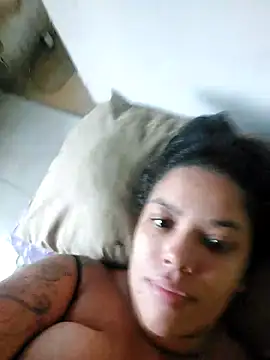 biancaalvess online show from February 11, 11:32 am