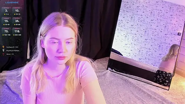 Lillie Berry online show from November 16, 4:28 am