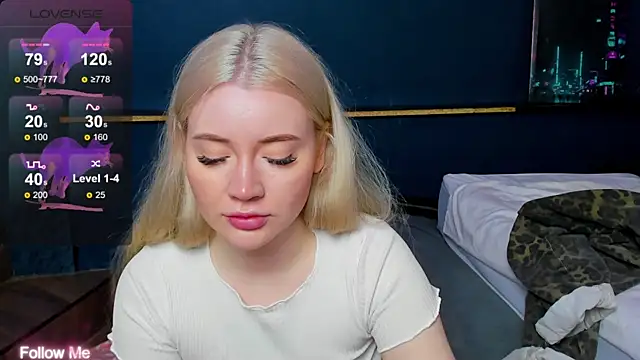 Lillie Berry online show from March 28, 4:35 am