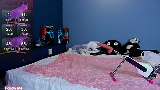 Lillie Berry online show from March 7, 6:31 am