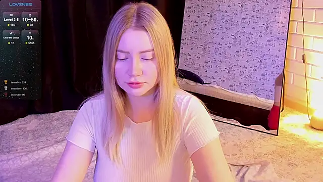 Lillie Berry online show from November 11, 4:40 am