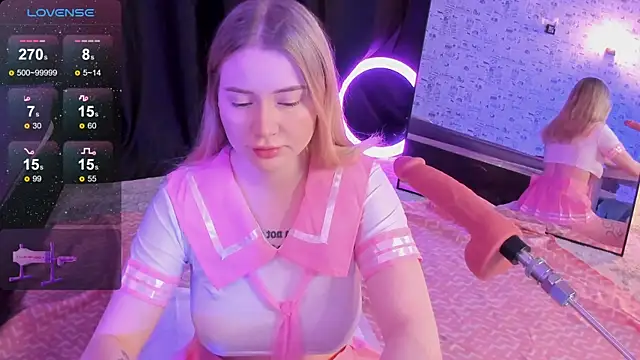 Lillie Berry online show from December 20, 4:48 am