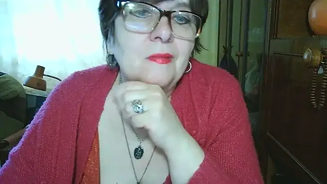 VeronicaGold511 online show from May 18, 6:29 am