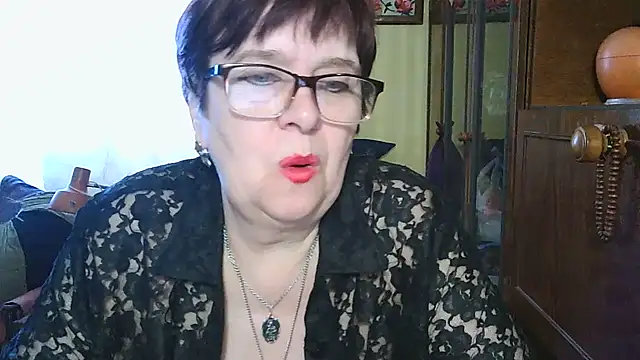 VeronicaGold511 online show from March 12, 6:50 am