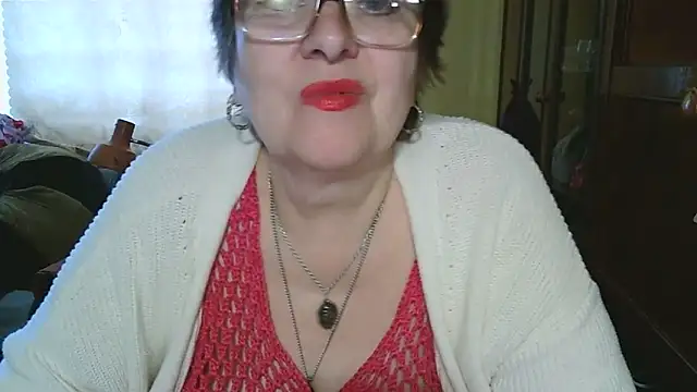 VeronicaGold511 online show from May 5, 6:38 am