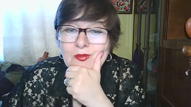 VeronicaGold511 online show from May 7, 7:34 am