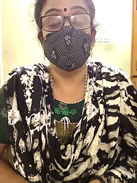 Snapshot of sweet-lotus chatting on October 2, 7:28 pm sweet-lotus online show from October 2, 7:28 pm