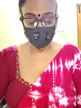 Snapshot of sweet-lotus chatting on October 14, 4:13 am sweet-lotus online show from October 14, 4:13 am