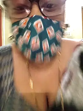 sweet-lotus online show from November 13, 8:18 am