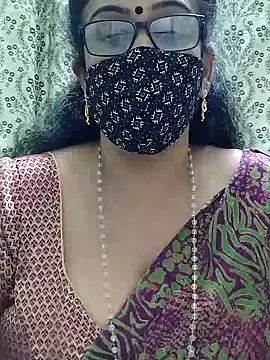 Snapshot of sweet-lotus chatting on September 17, 5:04 pm sweet-lotus online show from September 17, 5:04 pm