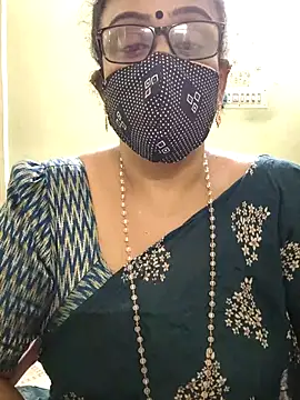 Snapshot of sweet-lotus chatting on September 30, 7:36 am sweet-lotus online show from September 30, 7:36 am