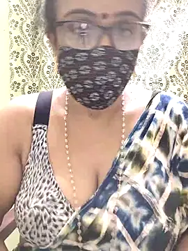 Snapshot of sweet-lotus chatting on September 22, 5:19 pm sweet-lotus online show from September 22, 5:19 pm