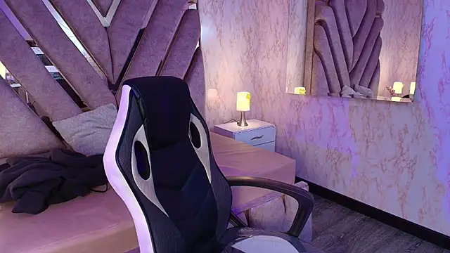 redd pandaa online show from March 25, 3:39 am