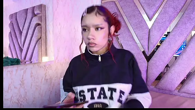 redd pandaa online show from November 30, 3:18 am