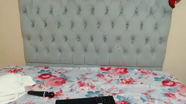 Babysex32 online show from February 7, 9:12 pm