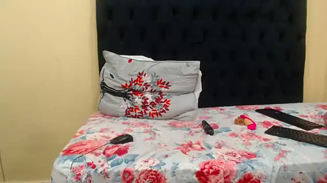 Babysex32 online show from March 21, 1:26 pm