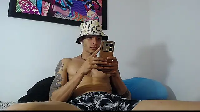 Daniel laverde online show from September 22, 4:13 pm