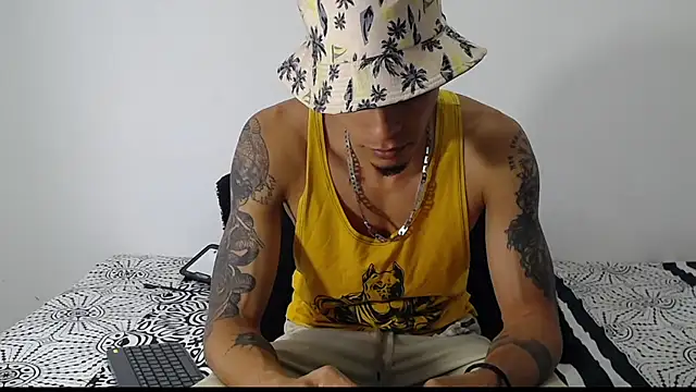 Daniel laverde online show from November 6, 4:00 pm