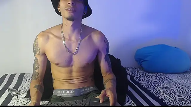 Daniel laverde online show from September 20, 7:08 pm