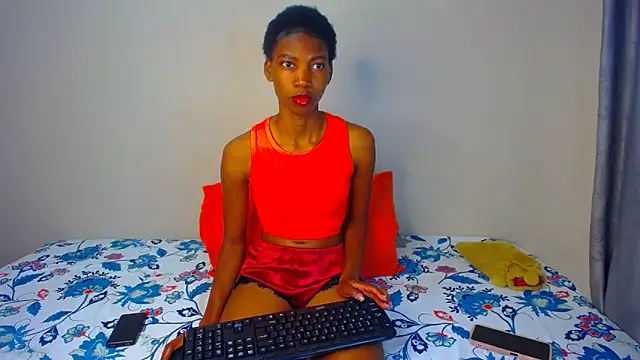 JuicyAdiction online show from June 17, 4:28 pm