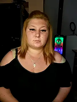 Snapshot of Miss_tits2025 chatting on July 9, 7:46 pm Miss tits2025 online show from July 9, 7:46 pm