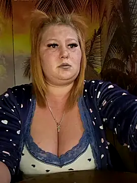Snapshot of Miss_tits2025 chatting on June 10, 10:55 pm Miss tits2025 online show from June 10, 10:55 pm