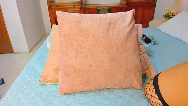 Tatihornyy online show from October 25, 11:31 am