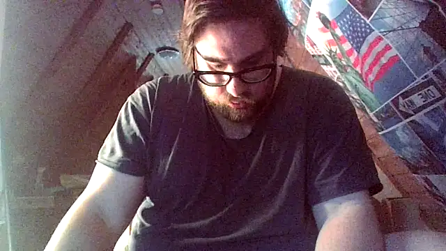 Snapshot of chubbyDavid1998 chatting on October 26, 12:05 pm chubbyDavid1998 online show from October 26, 12:05 pm
