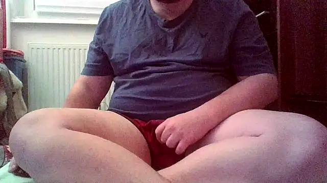 chubbyDavid1998 online show from January 10, 12:06 am