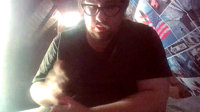 Snapshot of chubbyDavid1998 chatting on November 11, 8:03 pm chubbyDavid1998 online show from November 11, 8:03 pm