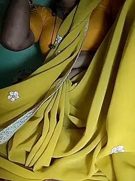 Snapshot of Hotty-Monaa chatting on October 19, 5:05 pm Hotty-Monaa online show from October 19, 5:05 pm