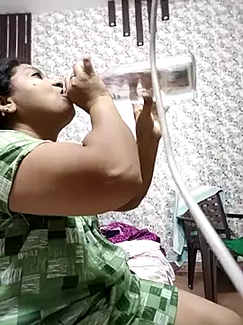 Cute-Janvi20 online show from May 14, 6:10 am