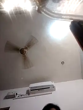 Cute-Janvi20 online show from April 18, 7:07 pm