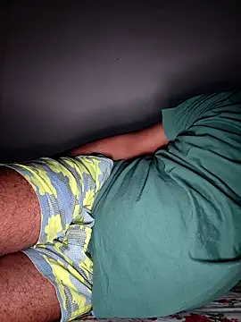 Snapshot of YoniTantraIndia chatting on September 24, 5:52 pm YoniTantraIndia online show from September 24, 5:52 pm