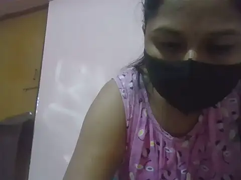 Snapshot of itsabika chatting on December 15, 1:44 am itsabika online show from December 15, 1:44 am