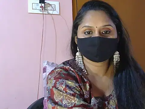 Snapshot of itsabika chatting on January 8, 11:16 am itsabika online show from January 8, 11:16 am