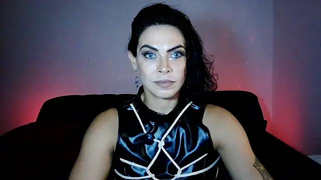 Snapshot of Veronnaink chatting on May 7, 4:21 pm Veronnaink online show from May 7, 4:21 pm