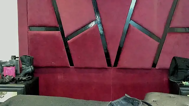 AlliceJelany online show from November 16, 7:40 pm