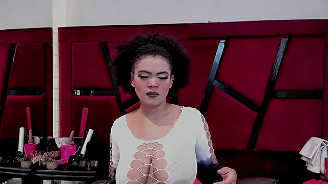 AlliceJelany online show from October 18, 7:16 pm