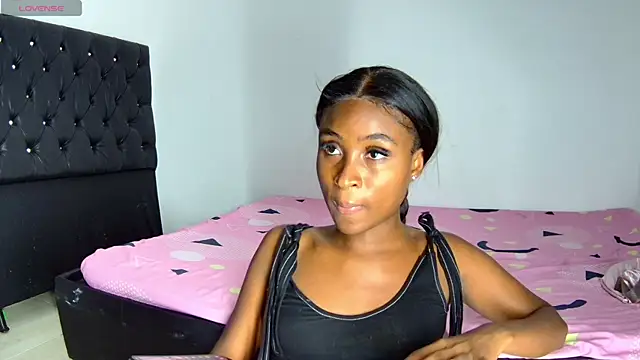 shantall ebony1 online show from November 23, 11:20 am