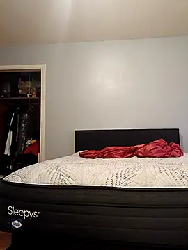 funandfreakyguy 97 online show from March 28, 7:15 pm