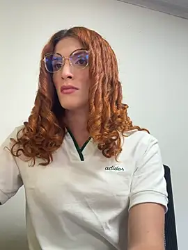Emma Lodge online show from July 22, 3:58 pm