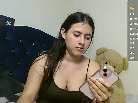 Snapshot of vikysexy283 chatting on November 7, 6:51 am vikysexy283 online show from November 7, 6:51 am