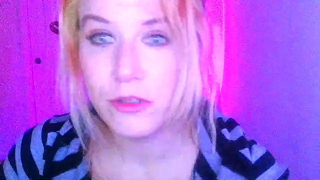 RhondaRump online show from March 30, 9:00 am