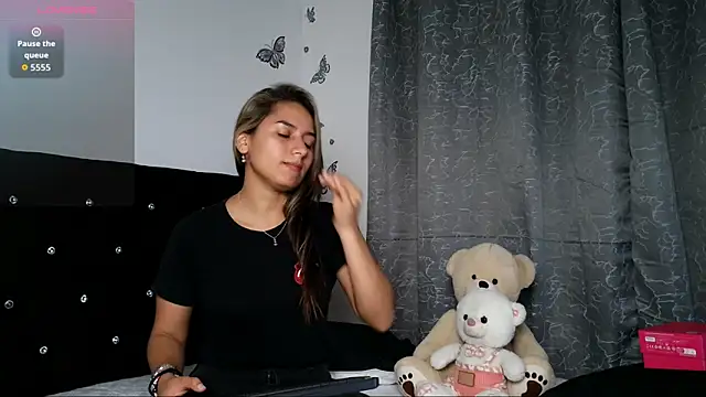 abella-lemus online show from October 22, 11:14 pm